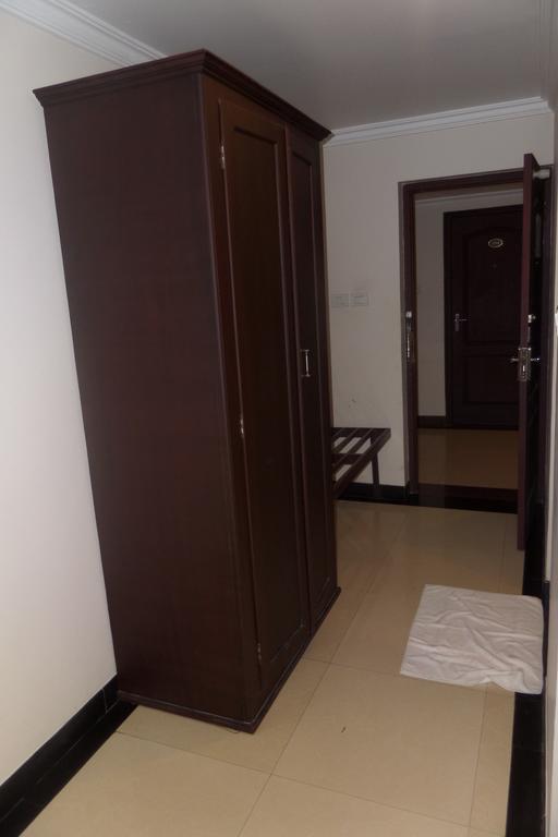 Hotel Elegance Kaladi Екстер'єр фото